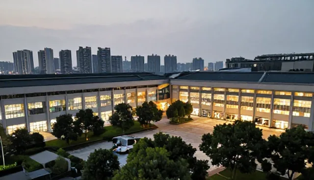 珠海网站制作公司如何打造高级定制网站